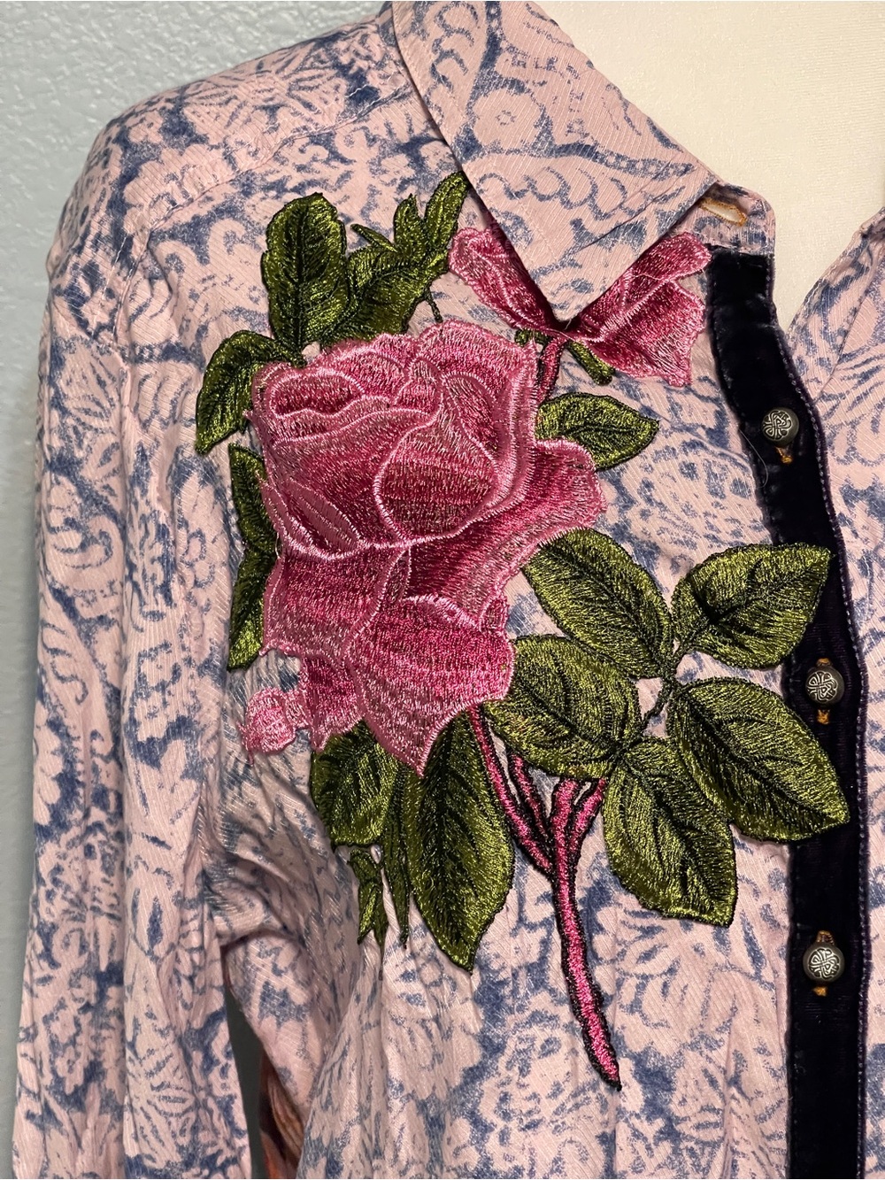 Aratta Silent Journey Embroidered Rose Button Front Tunic Blouse Floral Boho XL - Picture 4 of 11